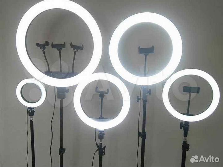 Кольцевая лампа со штативом