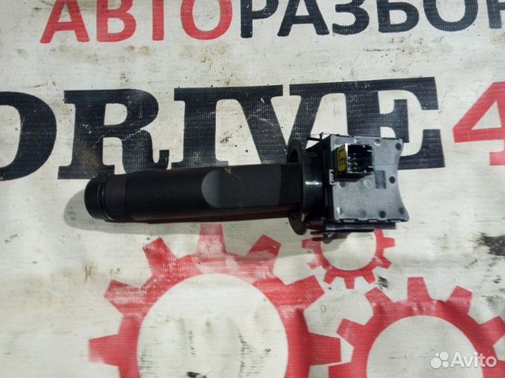 Подрулевой переключатель Chevrolet Aveo T300 1.6