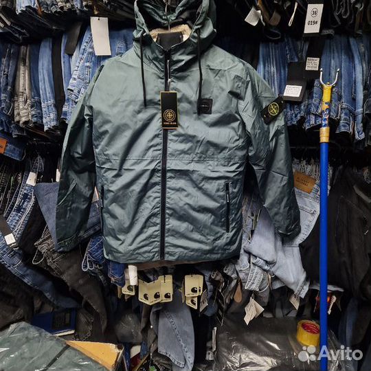 Ветровка новая Stone Island