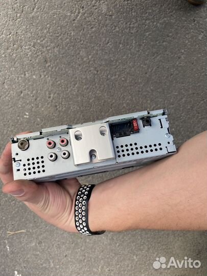 Pioner MVH-190UI (автомагнитола)