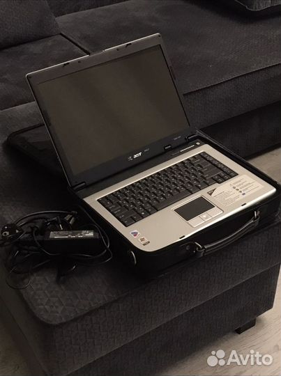 Ноутбук (на запчати) + сумка для ноутбука, Acer