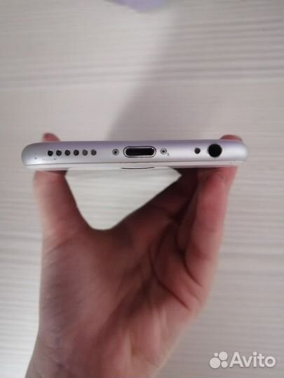 Телефон iPhone 6s