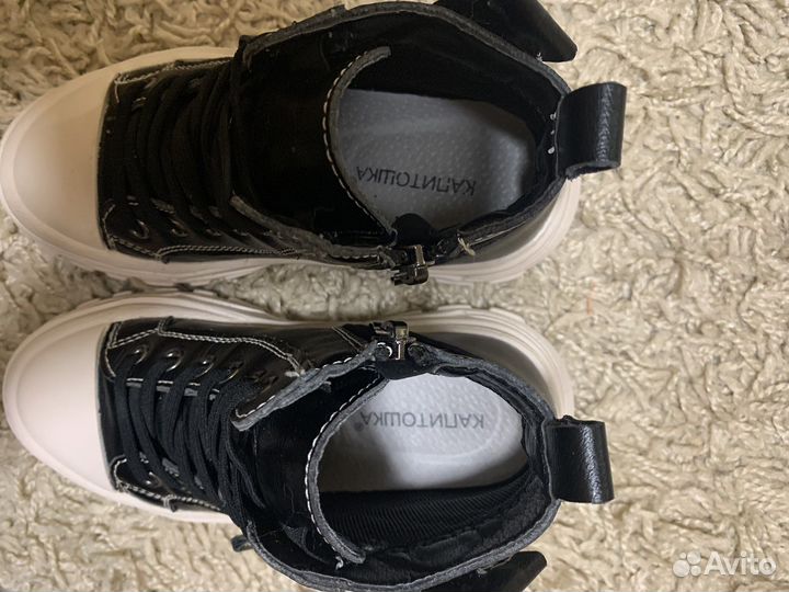 Ботинки демисезонные для мальчика. 29 размер