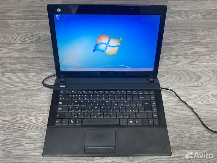 Ноутбук DNS MB40ii