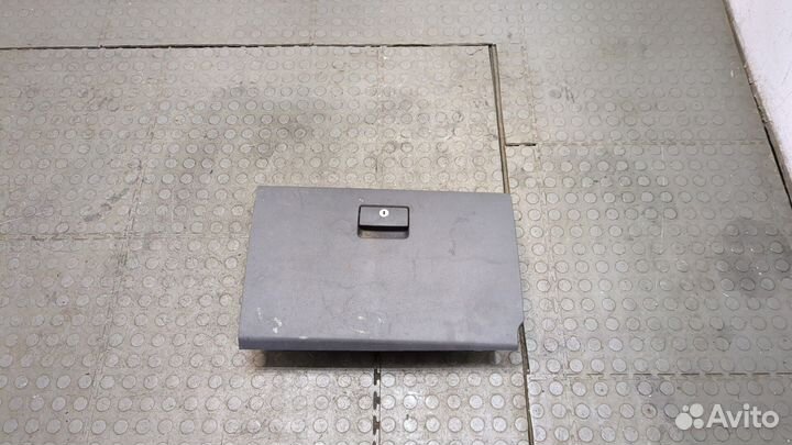 Бардачок Volkswagen Sharan, 2003