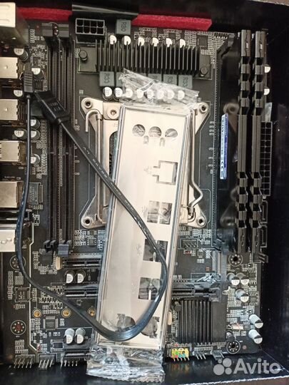 Комплект intel xeon E5-2670v3 + 16 gb ram