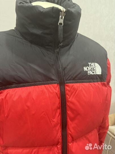 Пуховик the north face 700