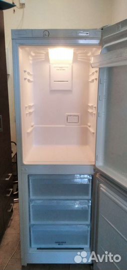 Холодильник Stinol STN 167