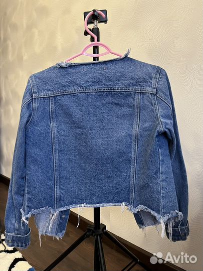 Джинсовая куртка