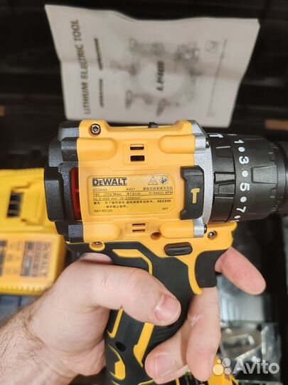 Бесщеточный шуруповерт ударный Dewalt 6 a/h