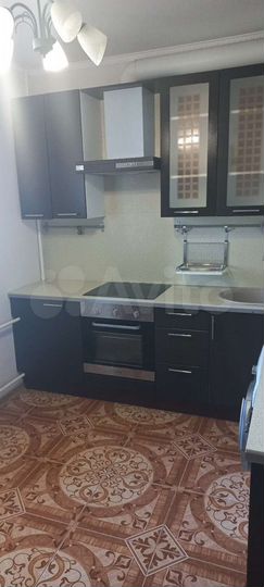 2-к. квартира, 69 м², 6/16 эт.