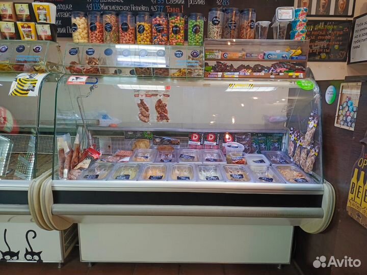 Холодильная витрина бу