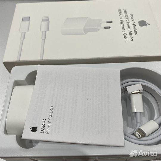 Зарядное устройство на iPhone