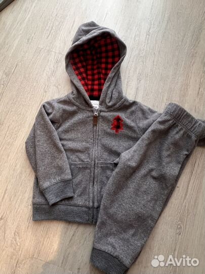 Продается костюм для мальчиков