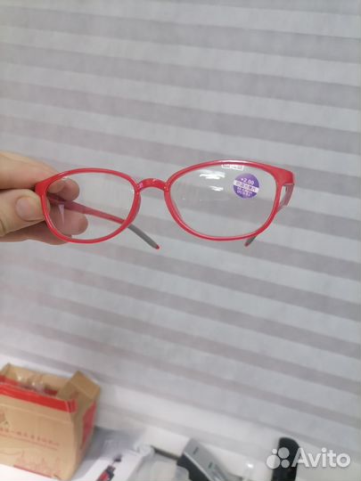 Очки plus 2.00