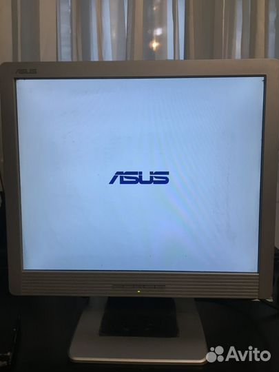Монитор asus