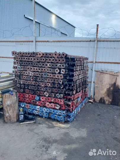 Стойка телескопическая 3.7 m бу