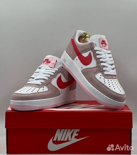 Кроссовки женские Nike Air Force 1 Low '07 QS