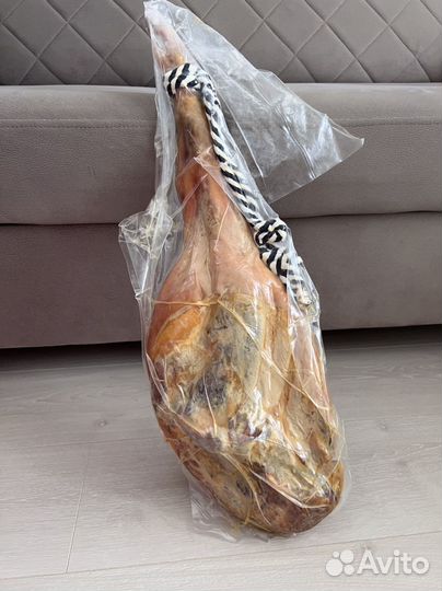 Хамон в вакууме