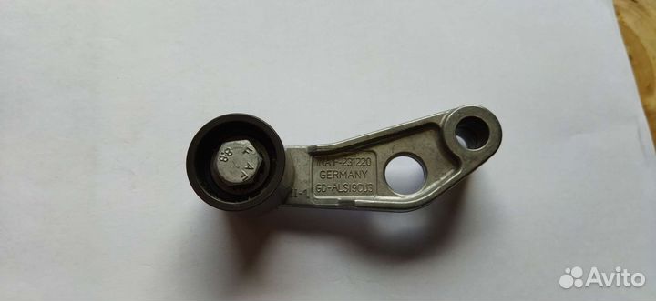 Обводной ролик ремня грм