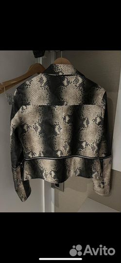 Куртка кожанка женская