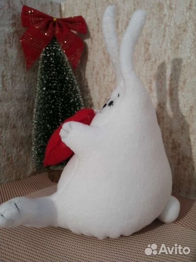Игрушка Заяц с сердцем HandMade