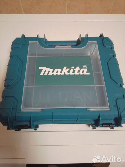 Безщëточный, шуруповерт /дрель,makita