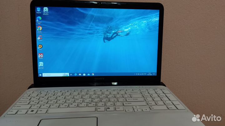 Ноутбук Sony 15,6 Intel 2,4ггц 8GB HDD300GB