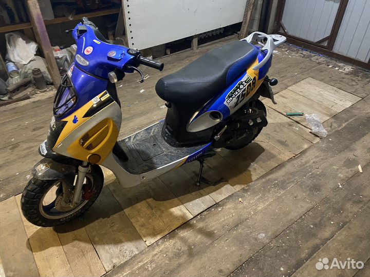 Продам скутер 80 кубов