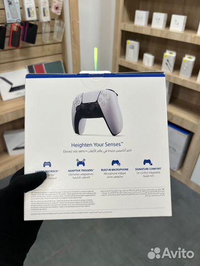 Геймпад PlayStation 5 DualSense