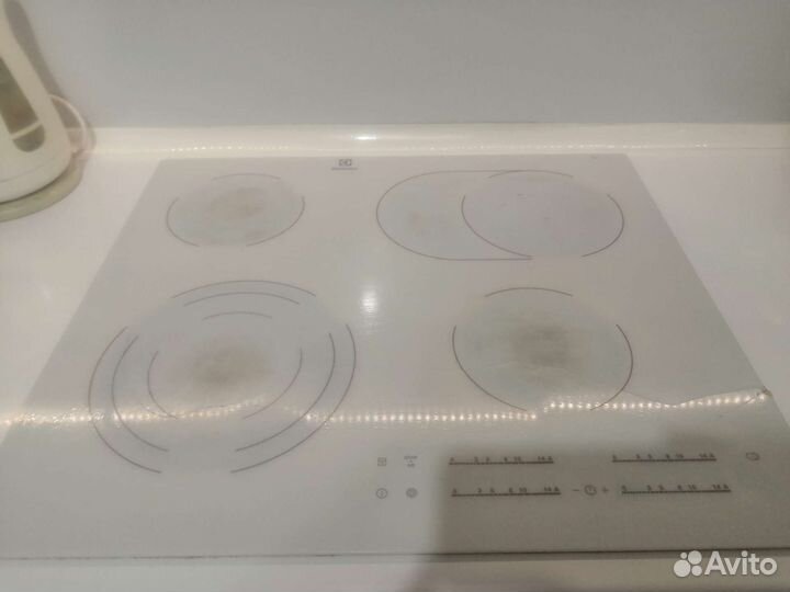 Варочная панель электрическая electrolux