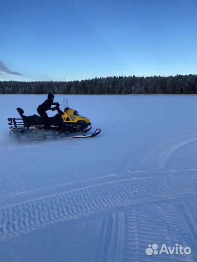Продам снегоход Stels