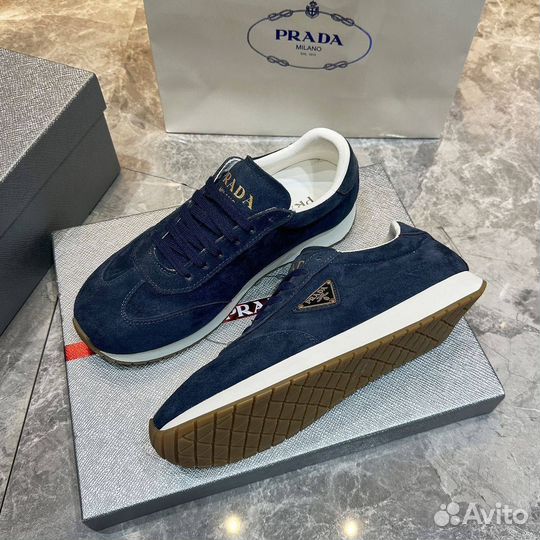 Кроссовки Prada