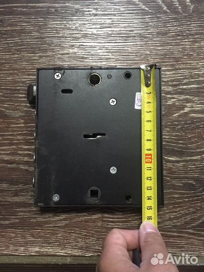 Замок дверной бу «меттем»