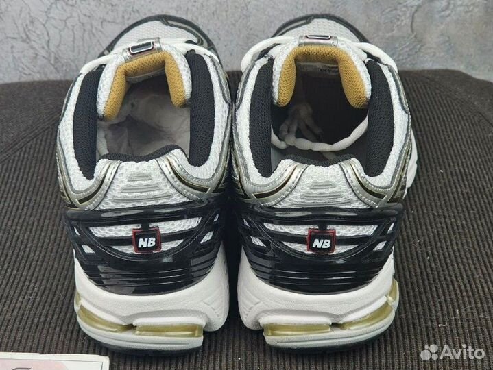 New Balance 1906R White Gold