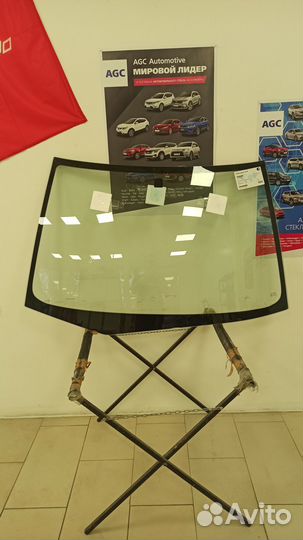 Лобовое стекло Mitsubishi Lancer 9