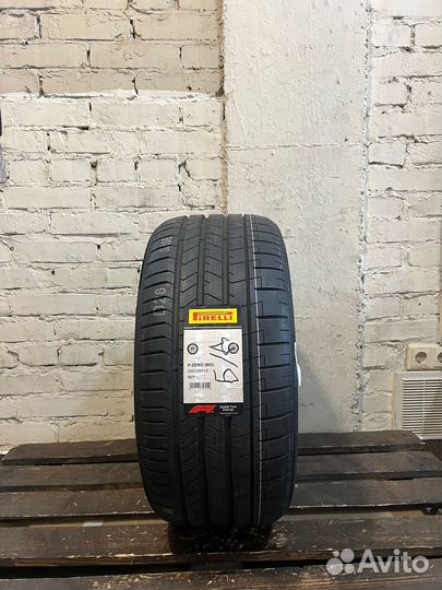 Pirelli P Zero 255/35 R19 96Y
