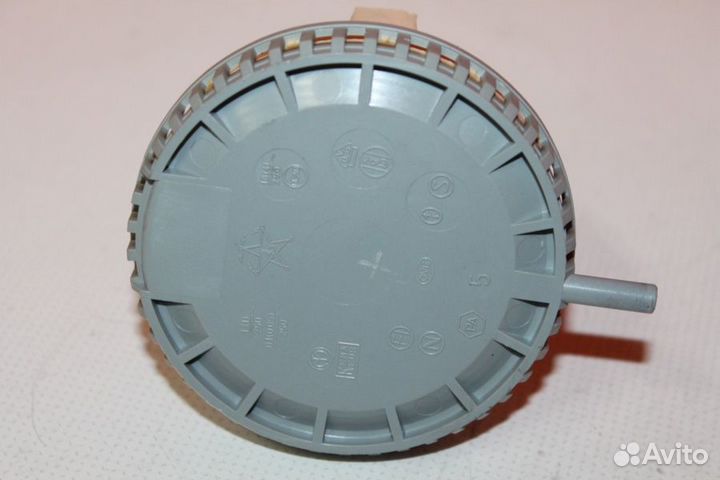 Прессостат Ariston Indesit C00056246 бу. 2704