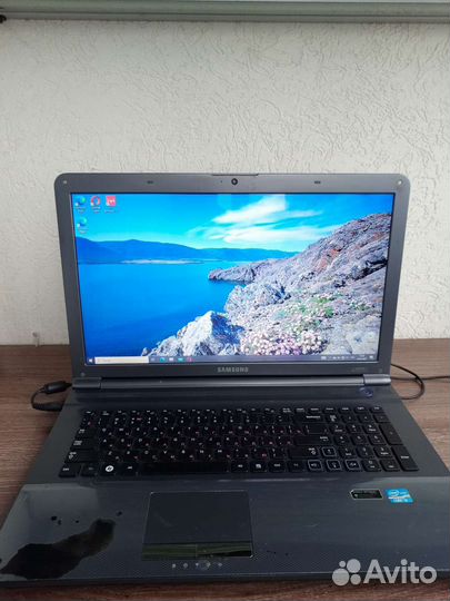 Ноутбук Samsung RC720