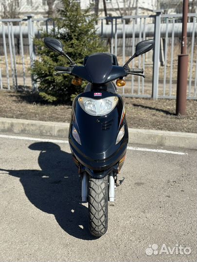 Скутер 80cc