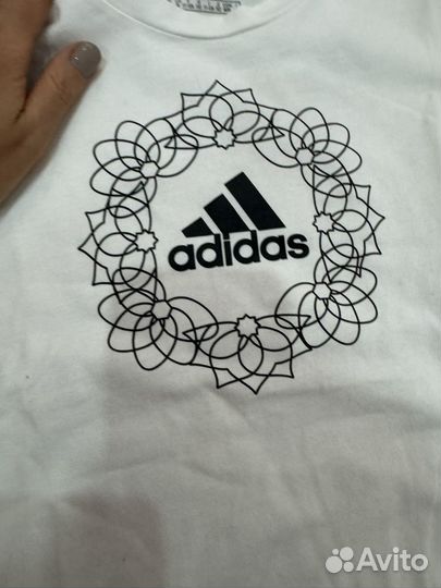 Футболка adidas