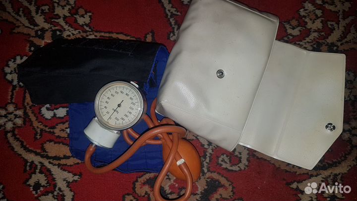 Тонометр механический советский