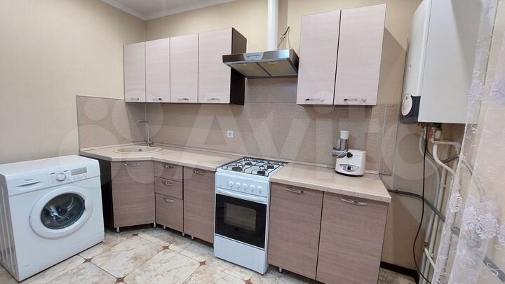 2-к. квартира, 55 м², 1/12 эт.