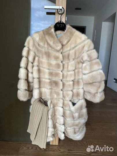 Шуба и меха норки manzoni 24