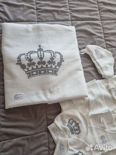 Набор на выписку для новорожденного