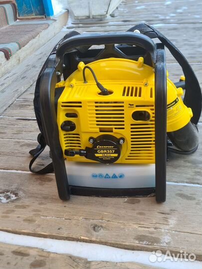 Снегоуборщик бензиновый