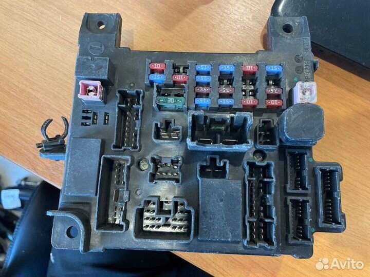 Блок предохранителей Mitsubishi Asx