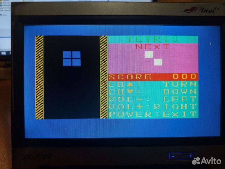 Монитор для автомагнитолы