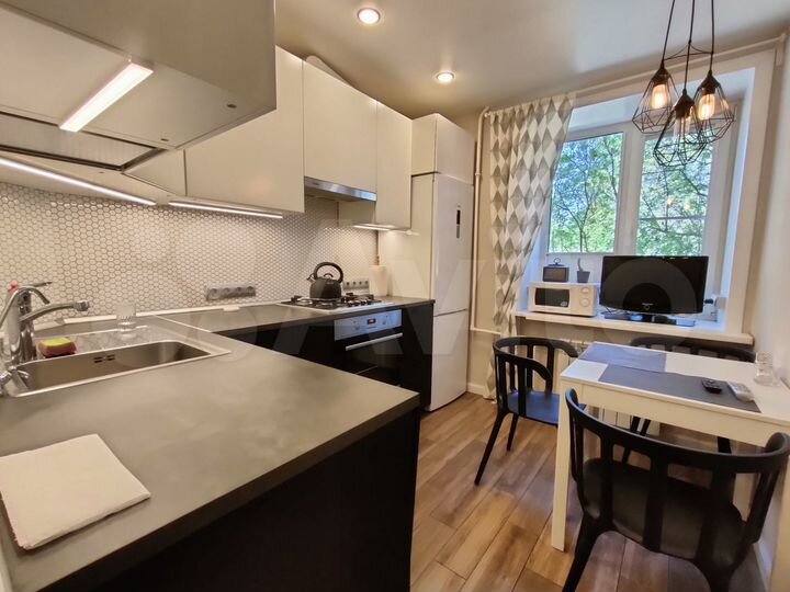3-к. квартира, 54 м², 2/9 эт.