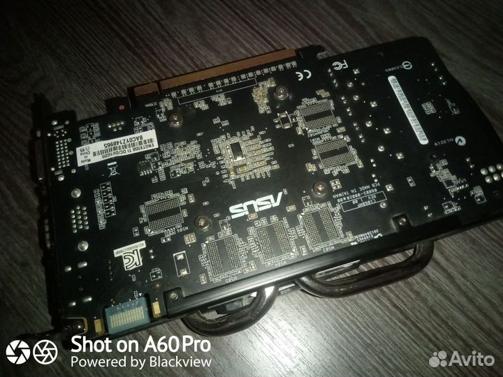 Видеокарта gtx 550 ti 1 Гб ддр5